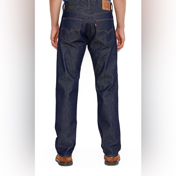 NWOT Levi’s Men’s 501 Original Shrink to Fit Jeans  Button Fly Size 40W X 34L - Picture 1 of 13